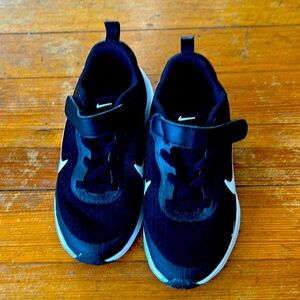 Toddler Nike Revolution Sneakers